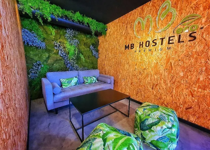 Mb Premium Eco - Adults Recommended