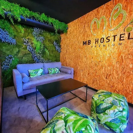 Mb Premium Eco - Adults Recommended