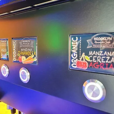 Mb Premium Eco - Adults Recommended 2*