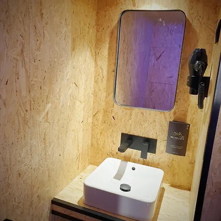 Mb Premium Eco - Adults Recommended 2*