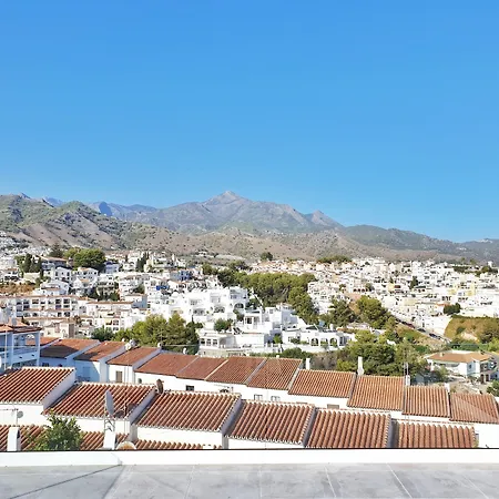 Mb Premium Eco - Adults Recommended